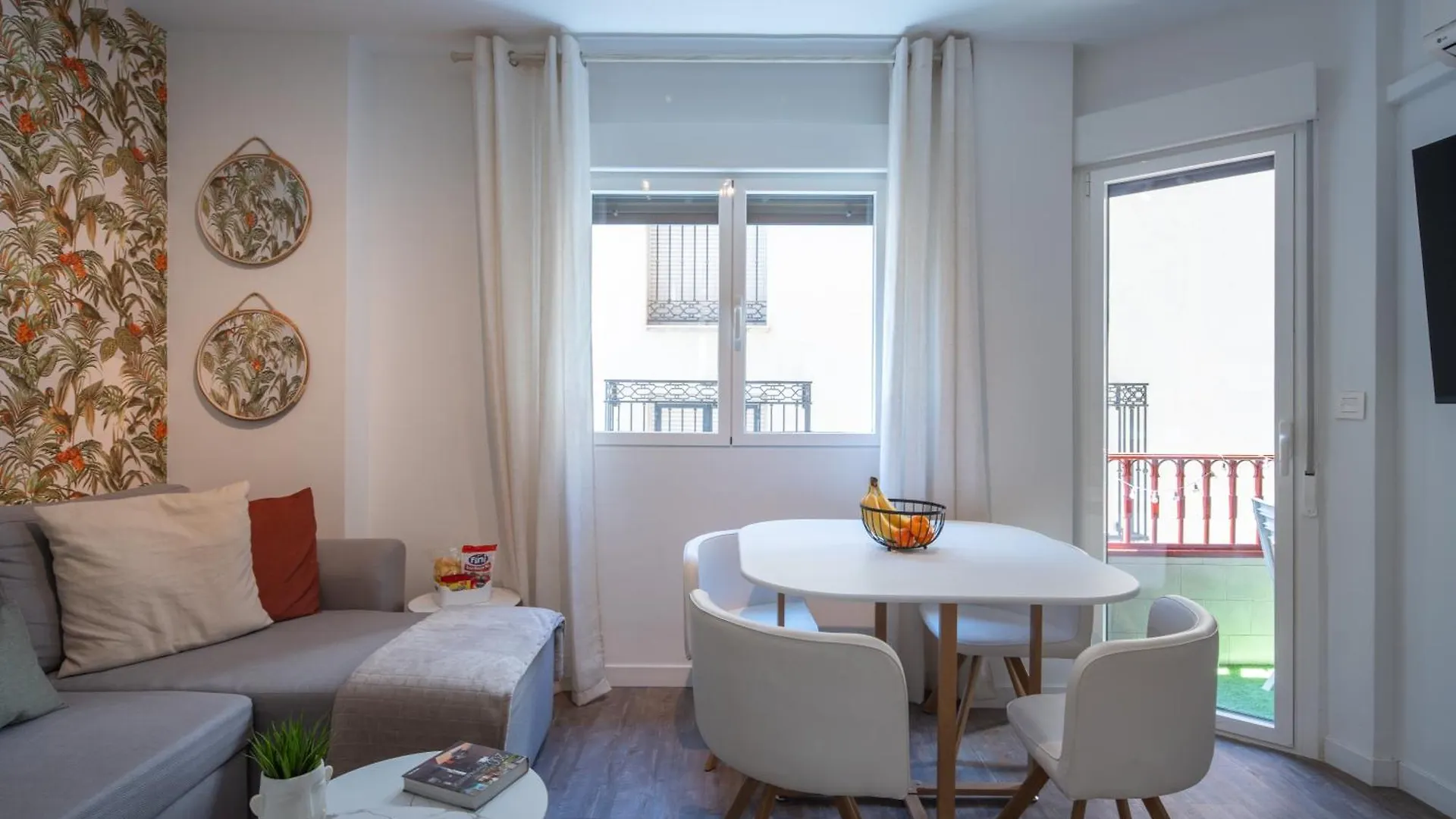 Lobos Deluxe Apartment Granada 0*,  Spain