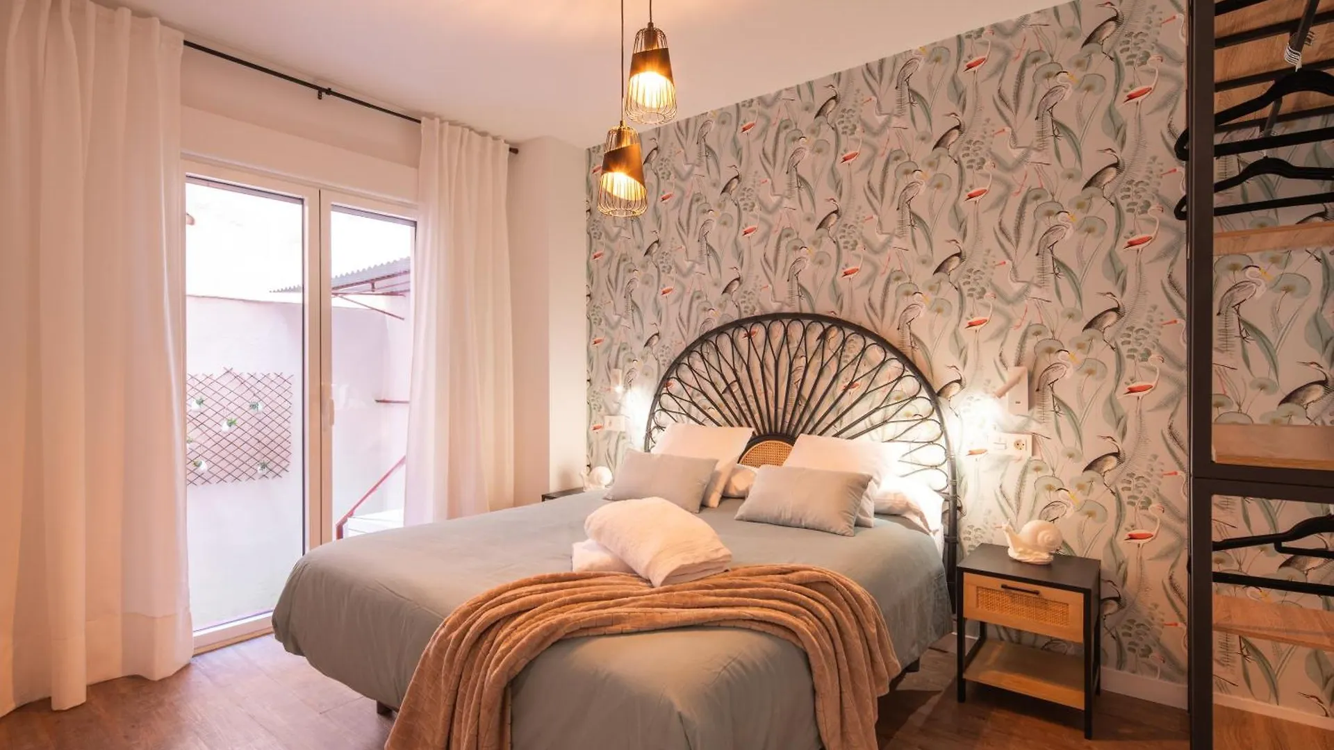 Lobos Deluxe Apartment Granada Spain